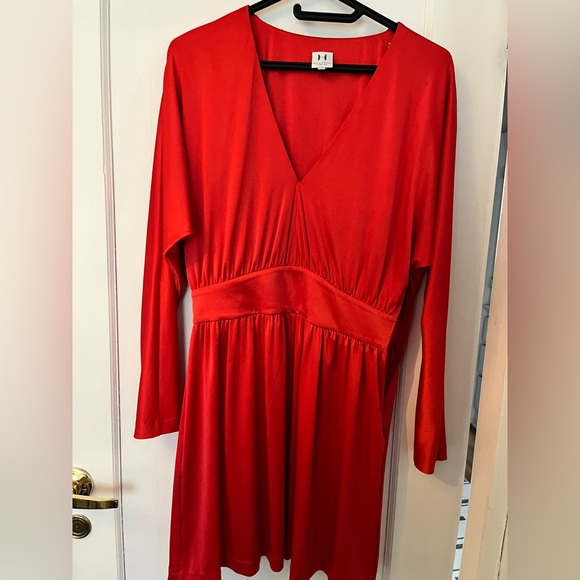 Halston Red ‘Carrie’ dress - Picture 2 of 4